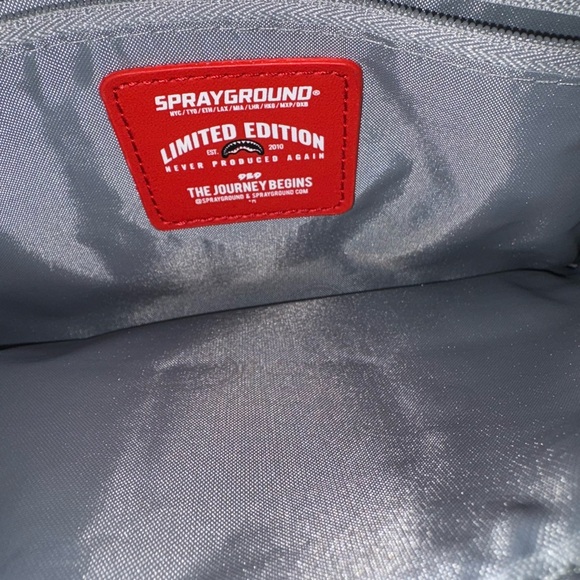 SPRAYGROUND clutch - Picture 5 of 5